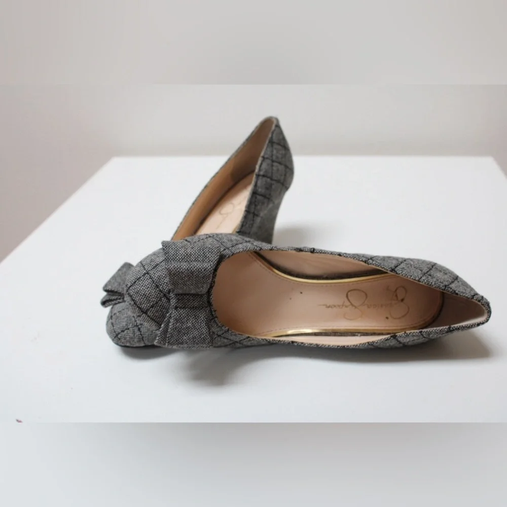 Jessica Simpson Sincerely  bow wedges